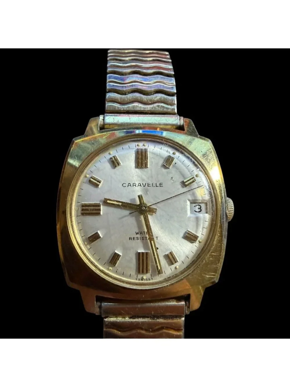 Vintage Caravelle Swiss Mens Watch With Date Window & Gold-Tone Wave Bracelet Ba